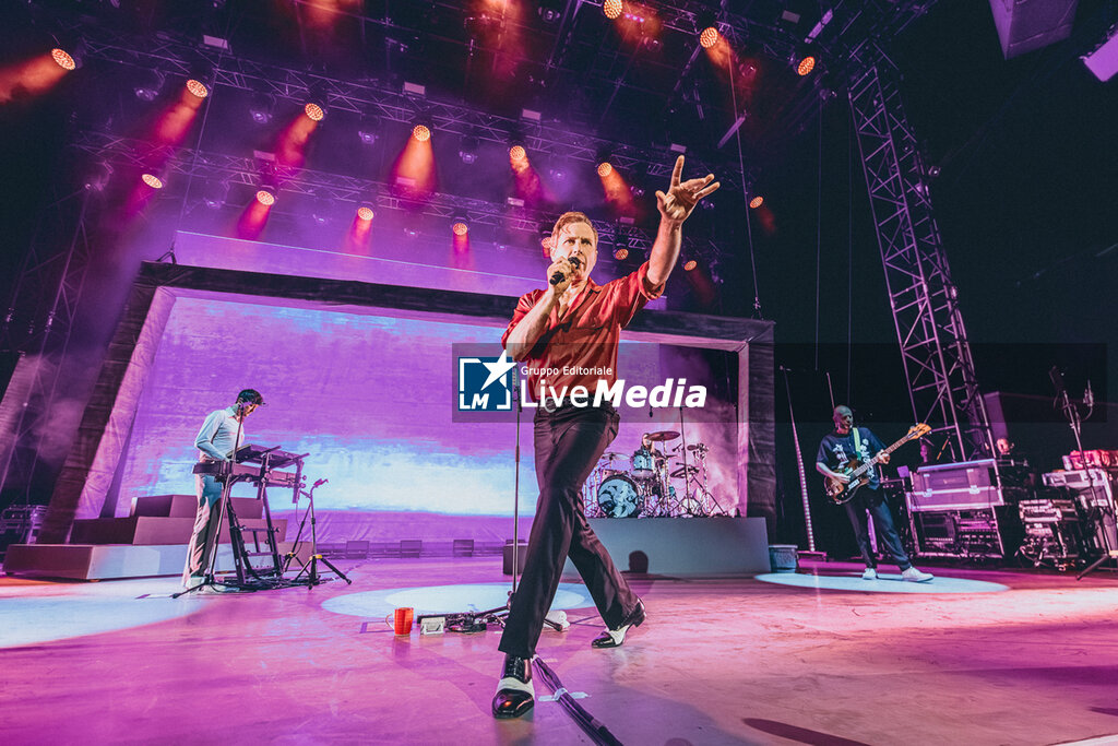 Franz Ferdinand European Tour 2025 - CONCERTS - MUSIC BANDS