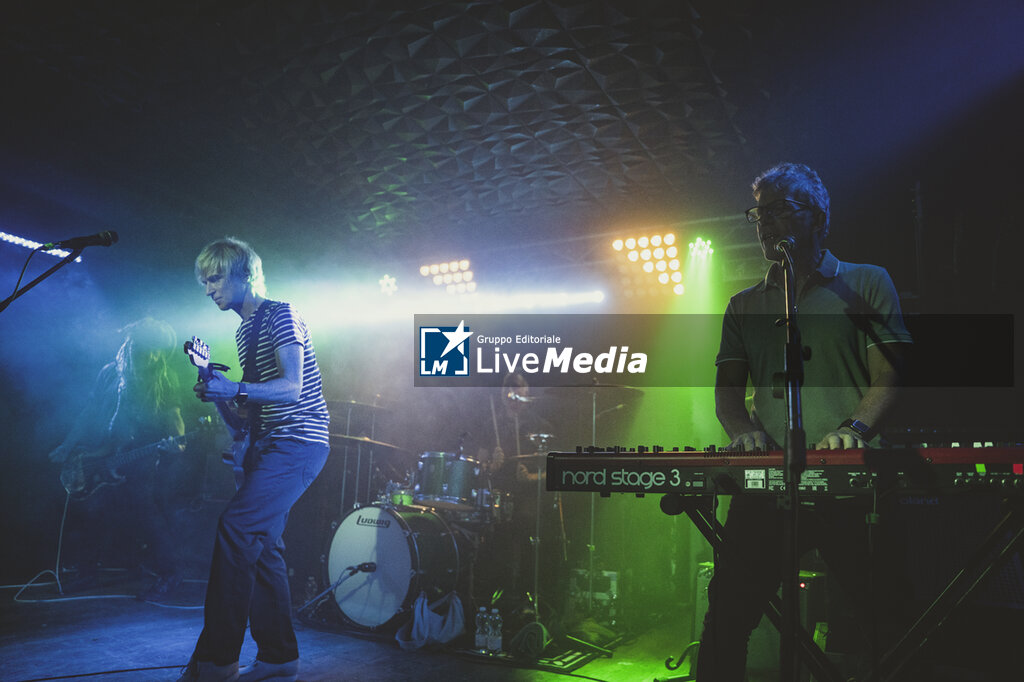 Nada Surf live at Invincible Fest - CONCERTS - MUSIC BANDS