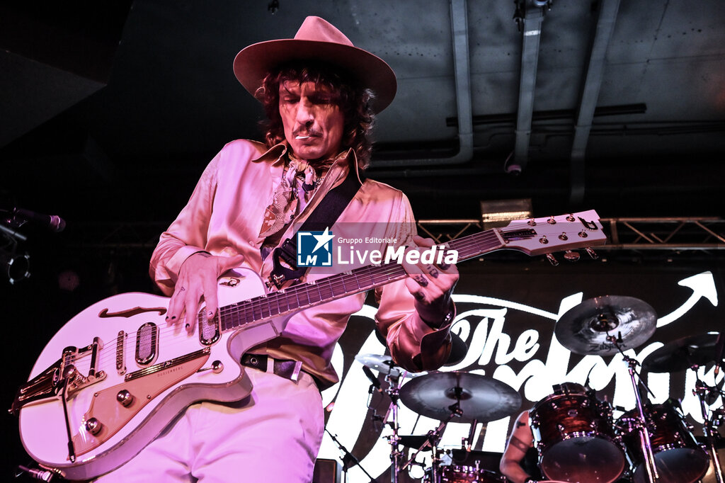 The Darkness - ‘Dreams On Toast’ Tour 2025! - CONCERTS - MUSIC BANDS