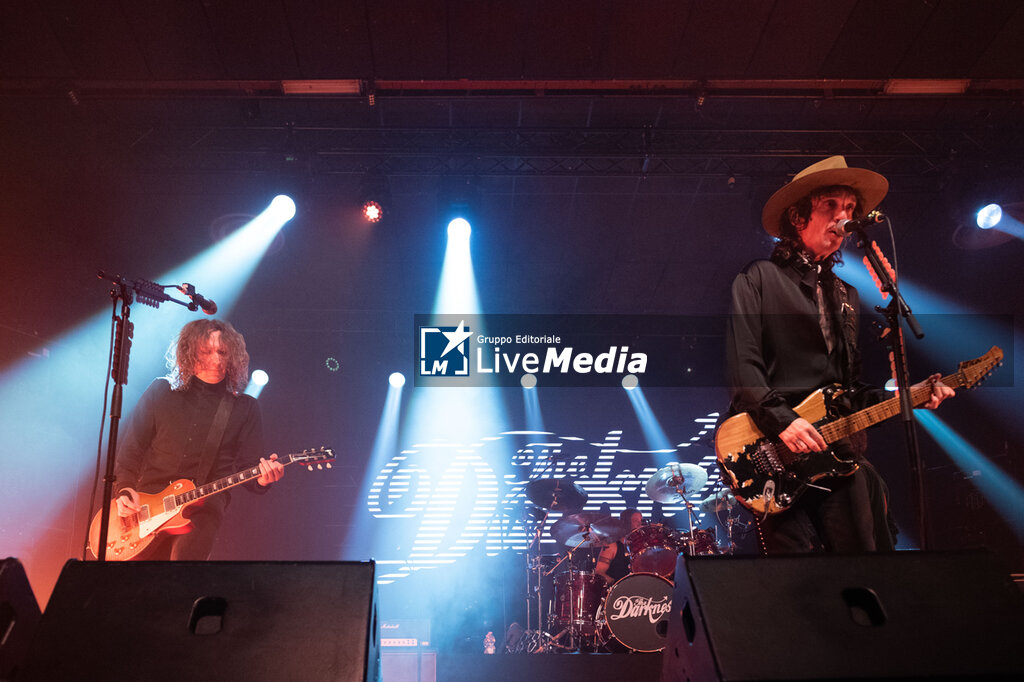 The Darkness - CONCERTS - MUSIC BANDS
