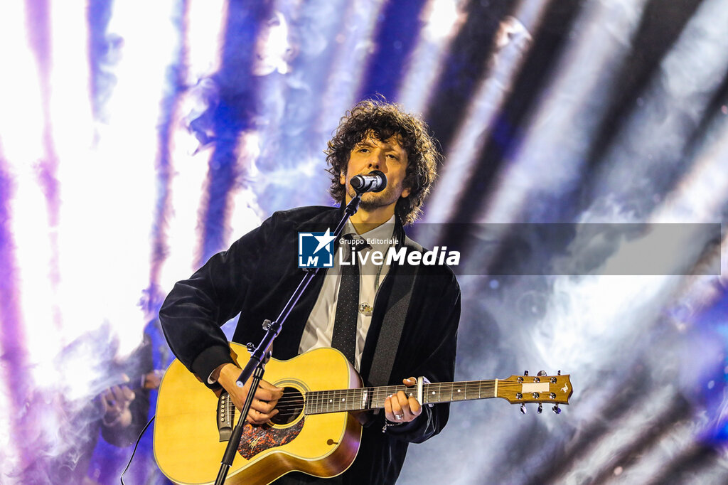 ERMAL META - SANREMO 2025 - SUZUKI STAGE - CONCERTS - ITALIAN ARTIST