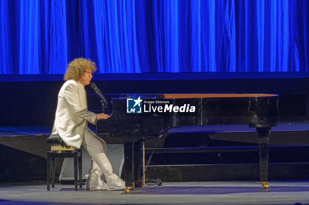 RICCARDO COCCIANTE - IO…RICCARDO COCCIANTE TOUR 2025 - CONCERTI - CANTANTI E ARTISTI