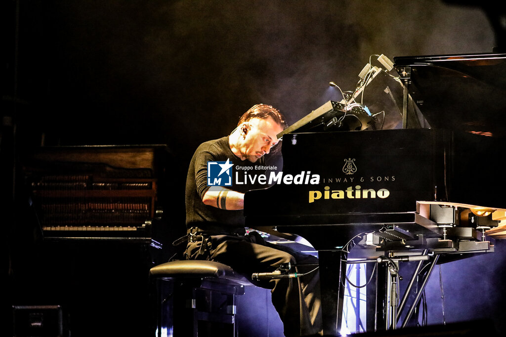 DARDUST LIVE Teatro Toselli Cuneo - CONCERTS - SINGERS AND ARTISTS