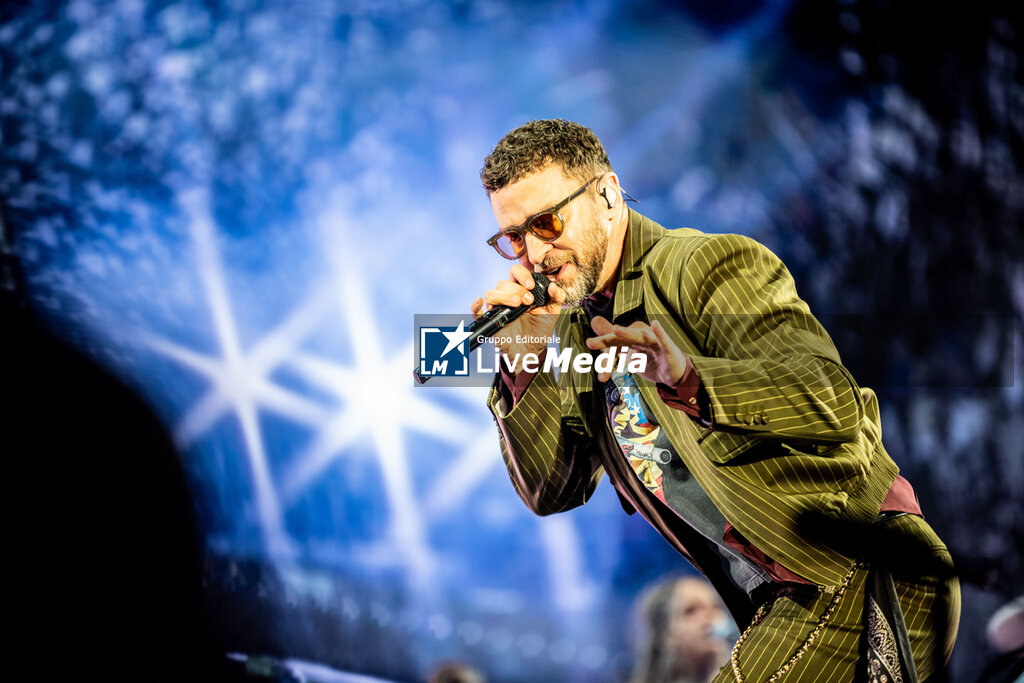 Justin Timberlake - The Forget Tomorrow World Tour - CONCERTS - SINGERS AND ARTISTS