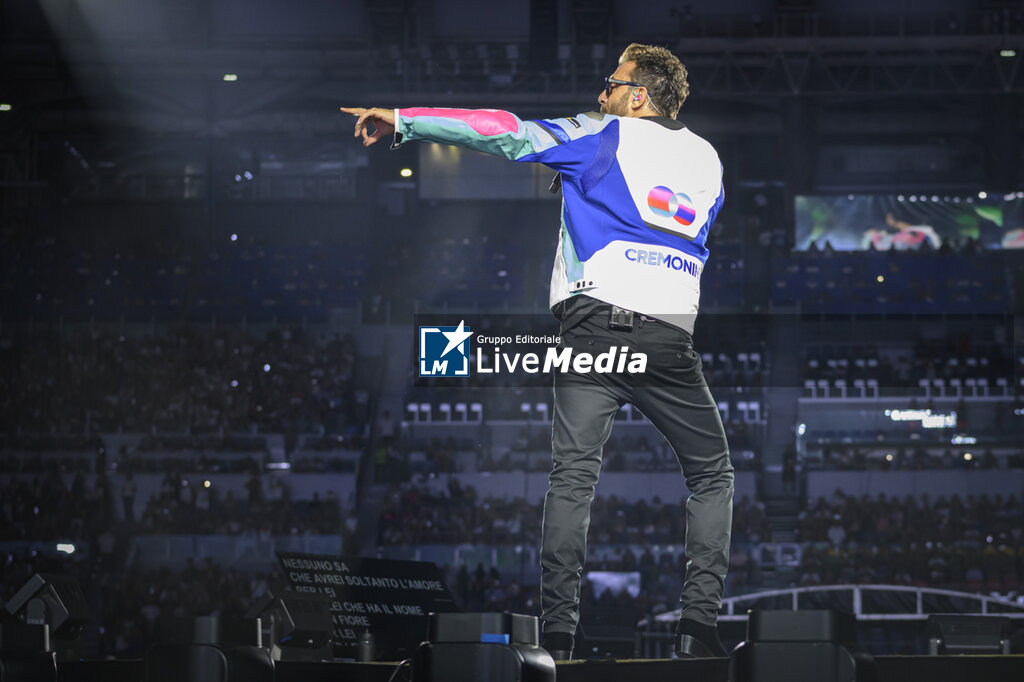Cremonini - LIVE25 - CONCERTI - CANTANTI E ARTISTI