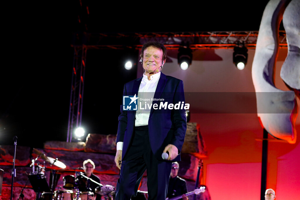 MASSIMO RANIERI - ANIMA FESTIVAL - CONCERTS - SINGERS AND ARTISTS