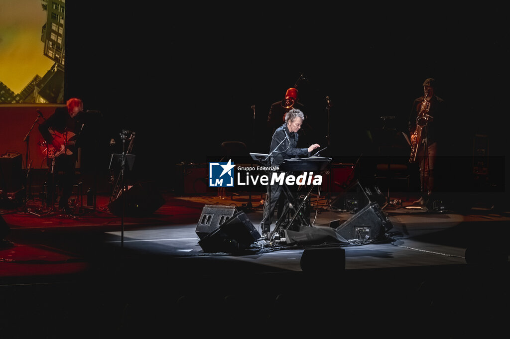 LAURIE ANDERSON - X² TOUR 2025 - CONCERTS - SINGERS AND ARTISTS