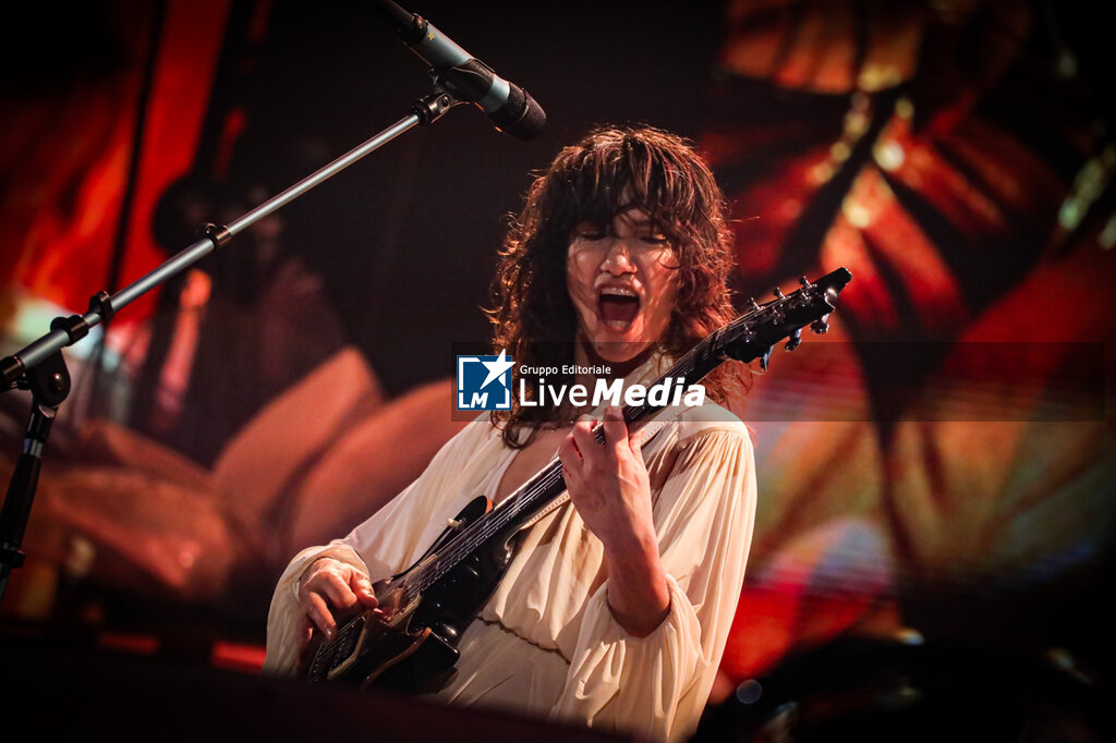 Elisa  - CONCERTS - SINGERS AND ARTISTS