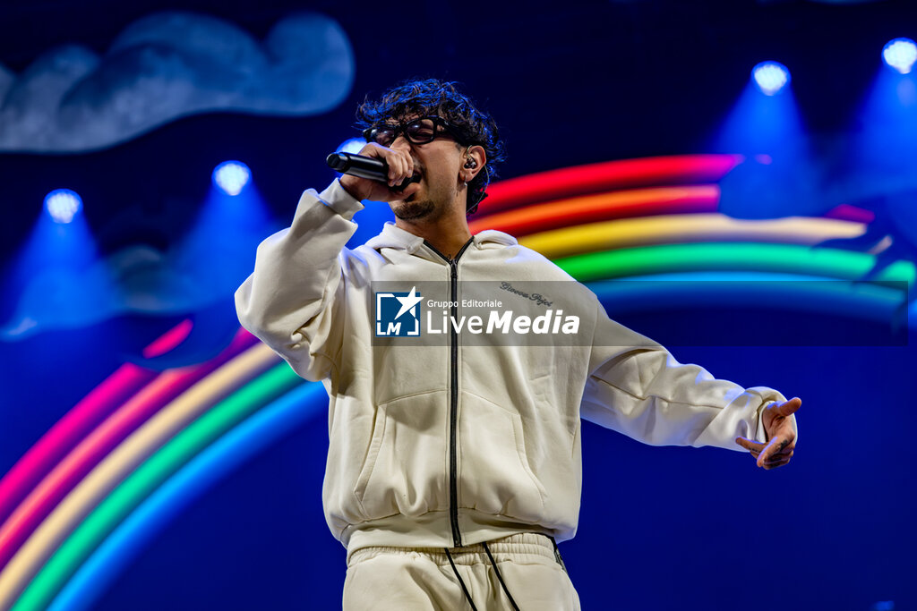 Random opens Alfa's concert - CONCERTS - SINGERS AND ARTISTS