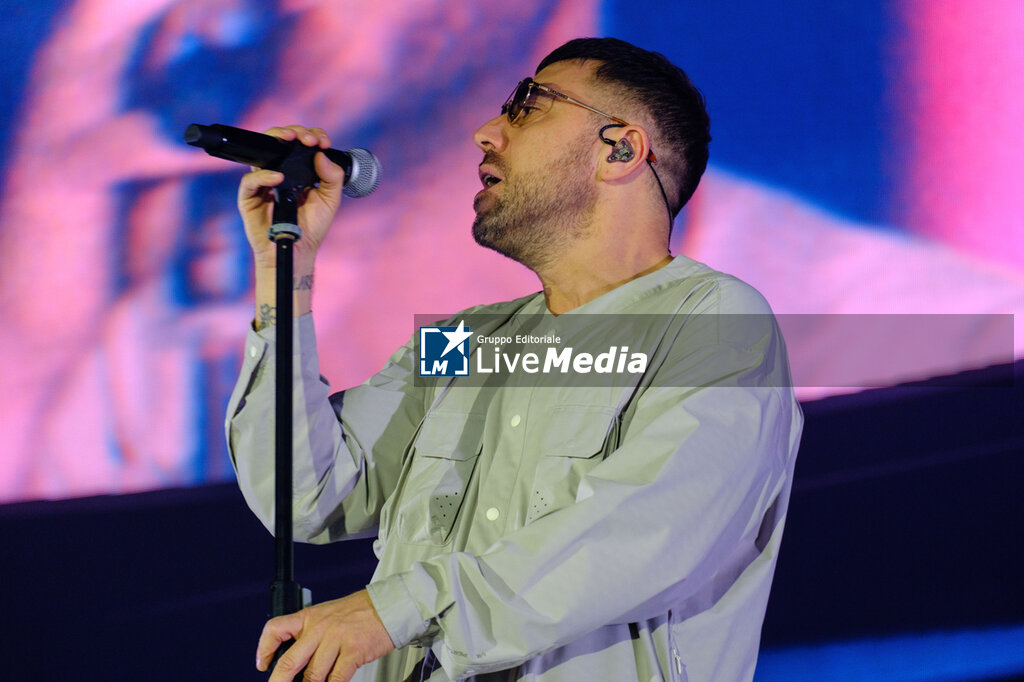 Coez - Live 2025 - CONCERTS - SINGERS AND ARTISTS