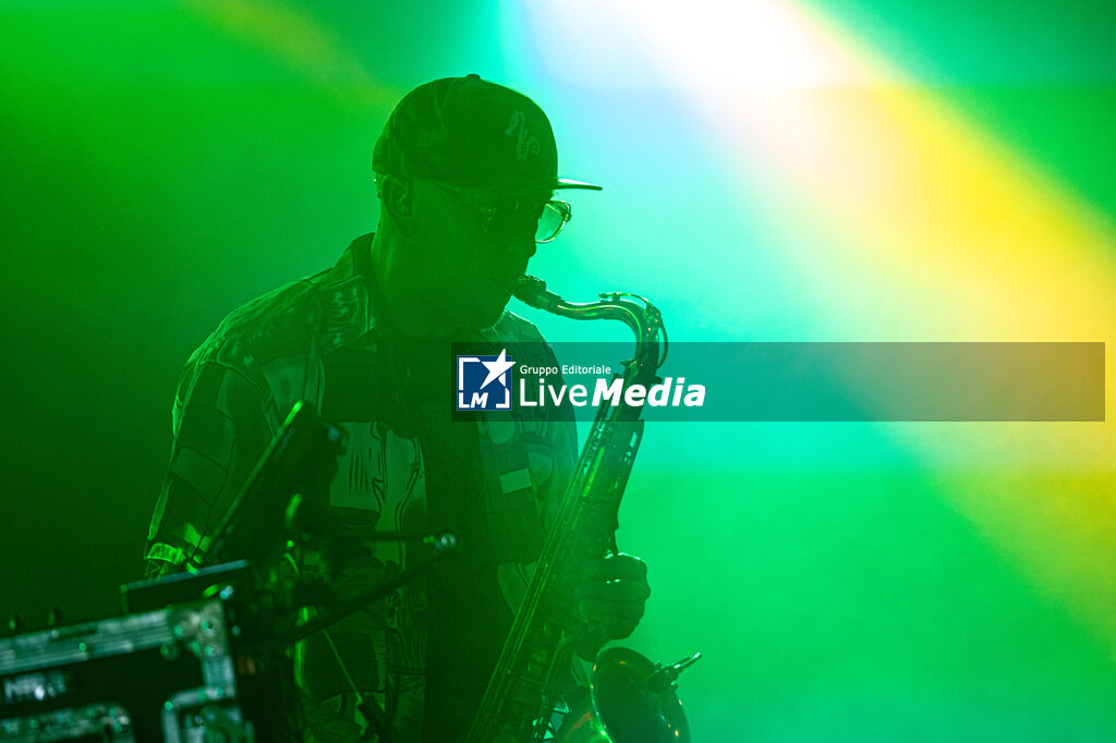 DUBFX & WOODNOTE - The Open Secret Society Tour 2025 - CONCERTS - SINGERS AND ARTISTS