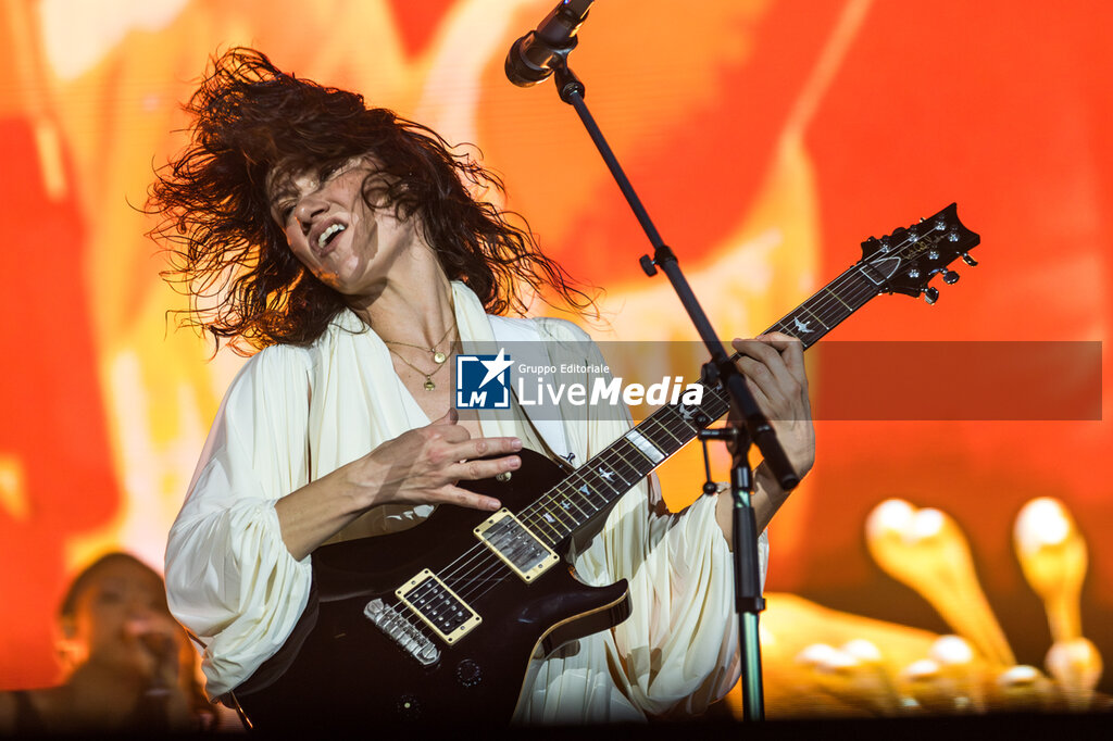 ELISA - PALASPORT LIVE 2025 - CONCERTS - SINGERS AND ARTISTS