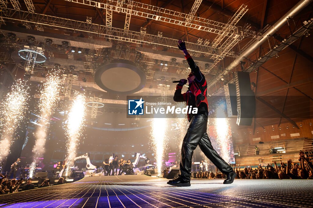 MARRACASH - MARRA PALAZZI 25 - CONCERTS - SINGERS AND ARTISTS