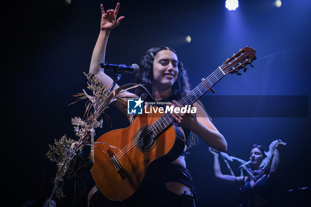 La NIÑA - Furèsta Europa Tour - CONCERTS - SINGERS AND ARTISTS