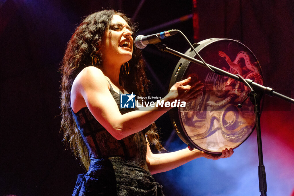 La Niña + Joan Thiele - CONCERTS - FESTIVALS