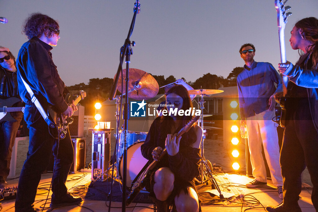 Gift - Palea - CONCERTS - MUSIC BANDS