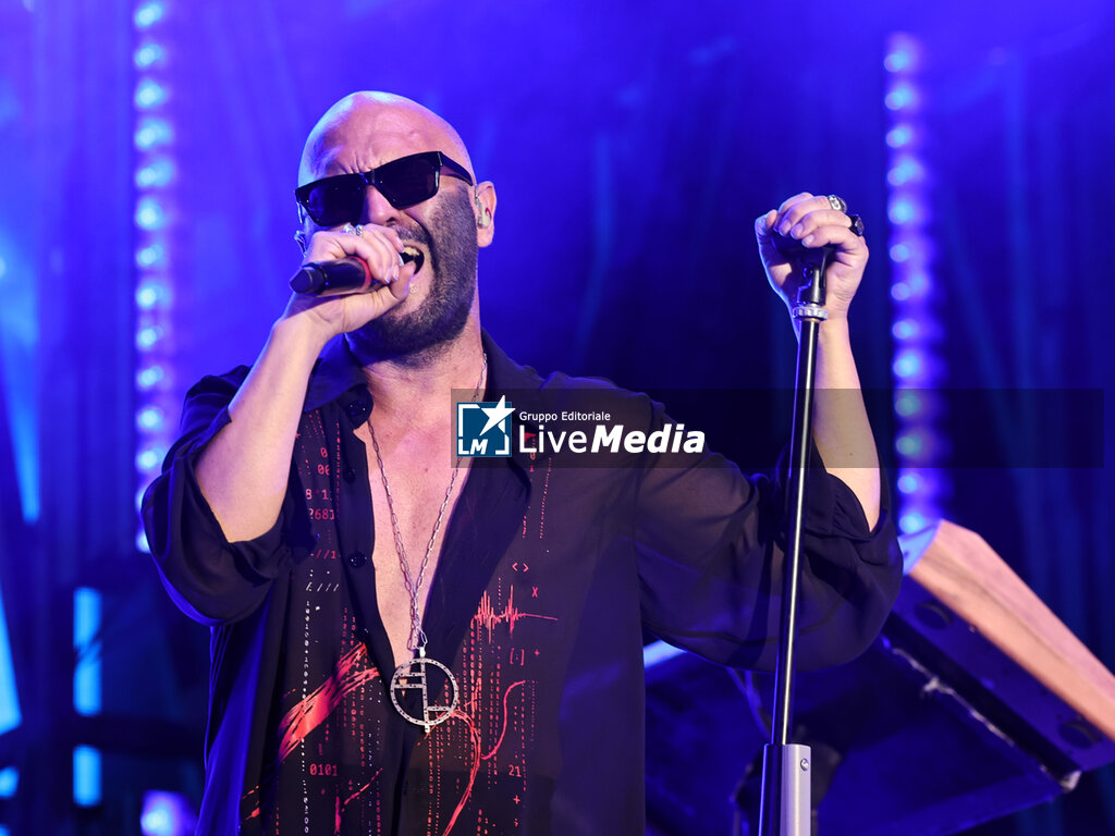 Negramaro-Una storia ancora semplice Live 2026 - CONCERTS - MUSIC BANDS