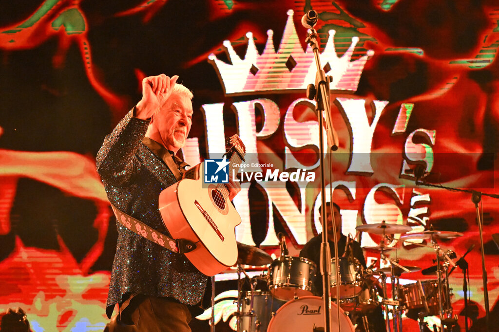 Gipsy's Kings way by Pablo Reyes - Fiesta Latin Festival - CONCERTS - MUSIC BANDS
