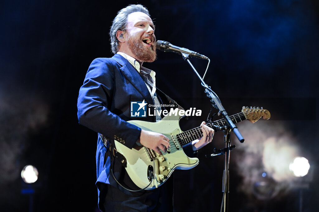 Two Door Cinema Club - 15th Anniversary Tour - CONCERTS - MUSIC BANDS
