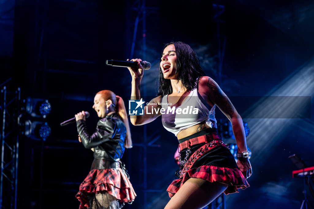 t.A.T.u. - Return of the Legend - CONCERTS - MUSIC BANDS
