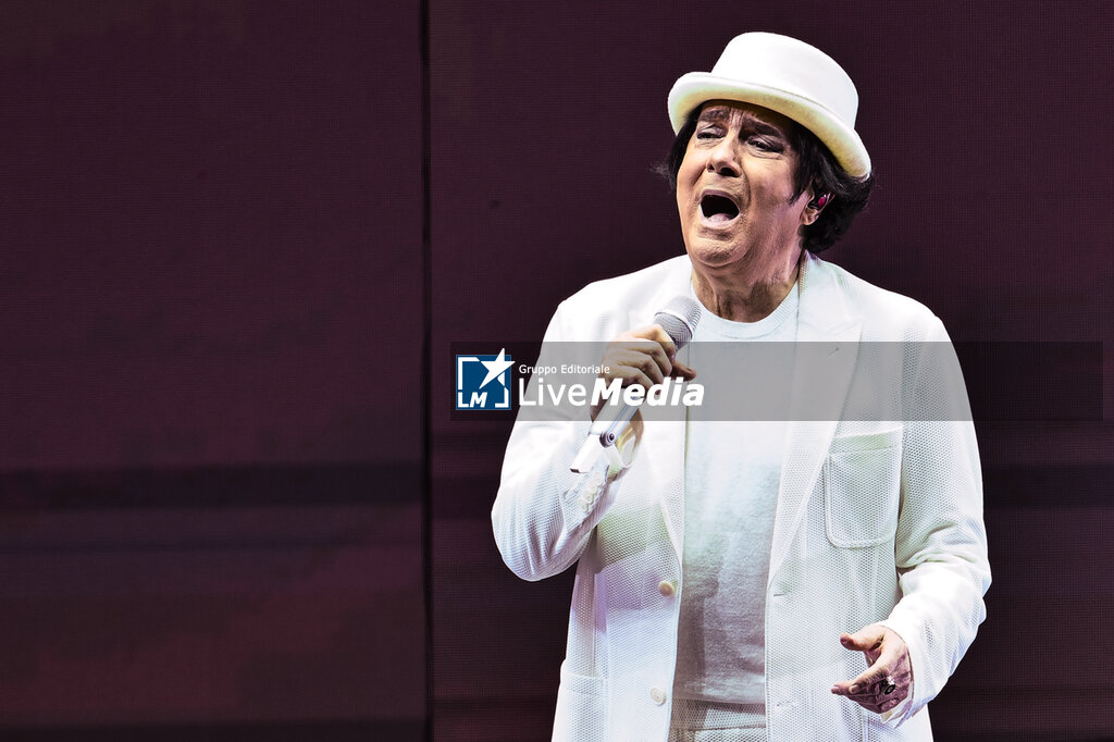 Renato Zero - L'ORAZERO IN TOUR 2026 - CONCERTS - SINGERS AND ARTISTS