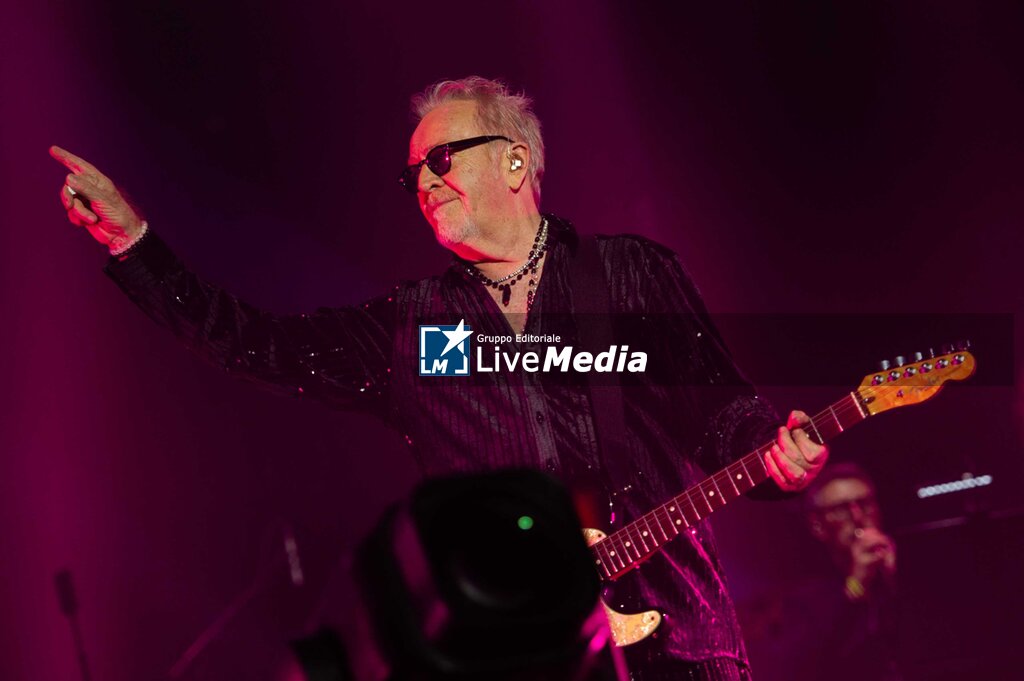 UMBERTO TOZZI - L'ULTIMA NOTTE ROSA - THE FINAL SHOW - CONCERTS - SINGERS AND ARTISTS