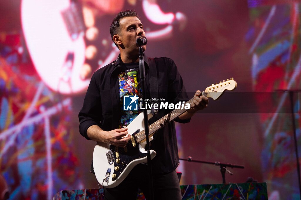 FRANCESCO GABBANI - LIVE TOUR 2026 - CONCERTS - SINGERS AND ARTISTS