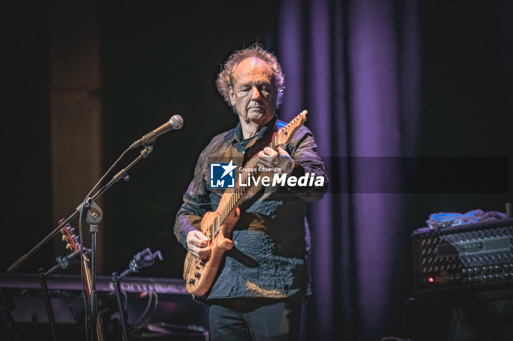 Lee Ritenour - Tour 2026 - CONCERTS - SINGERS AND ARTISTS