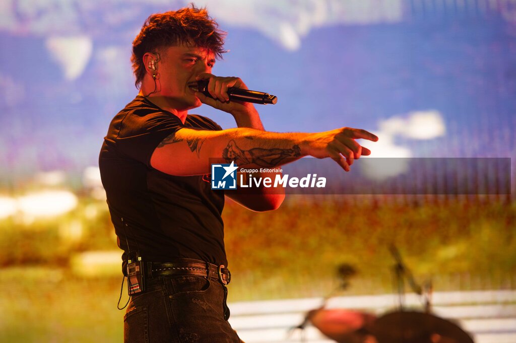 OLLY - TUTTA VITA TOUR 2025-2026 - CONCERTS - SINGERS AND ARTISTS