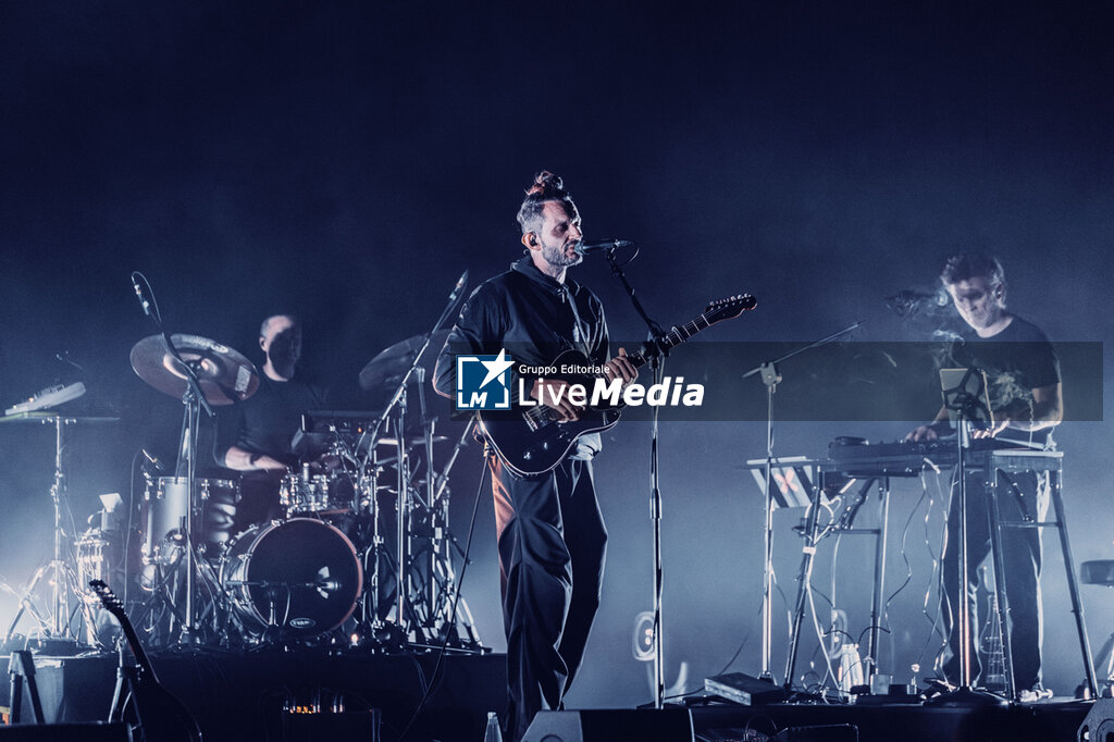 Apparat - A HUM OF MAYBE - TOUR 2026 - CONCERTS - SINGERS AND ARTISTS