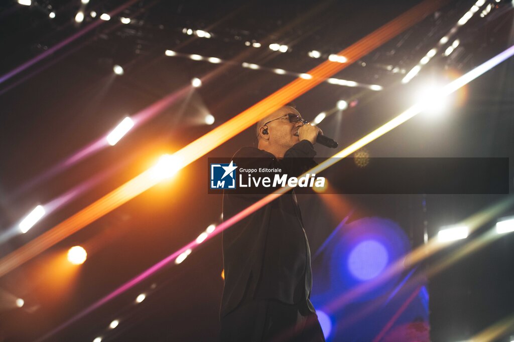 Gigi D'alessio Palasport 2026 - CONCERTS - SINGERS AND ARTISTS