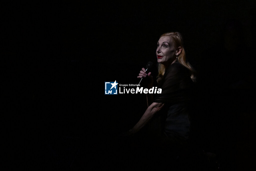 Ute Lemper - Paris Paris - CONCERTS - SINGERS AND ARTISTS