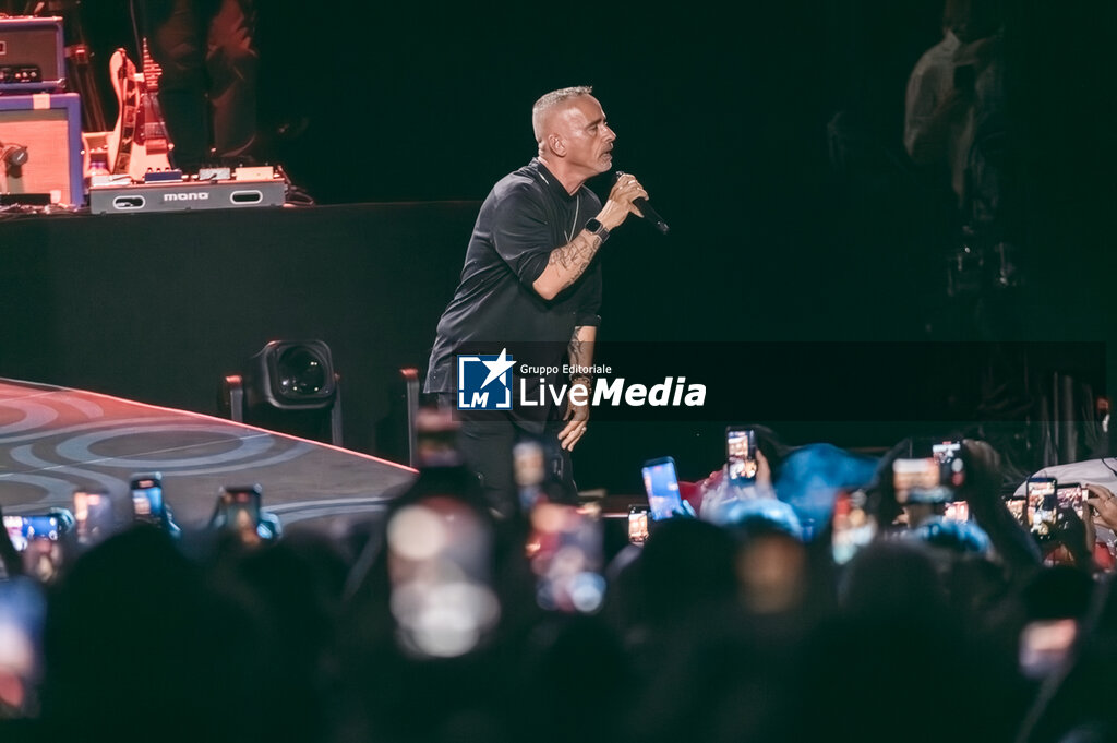 EROS RAMAZZOTTI - UNA STORIA IMPORTANTE WORLD TOUR 2026 - CONCERTS - SINGERS AND ARTISTS