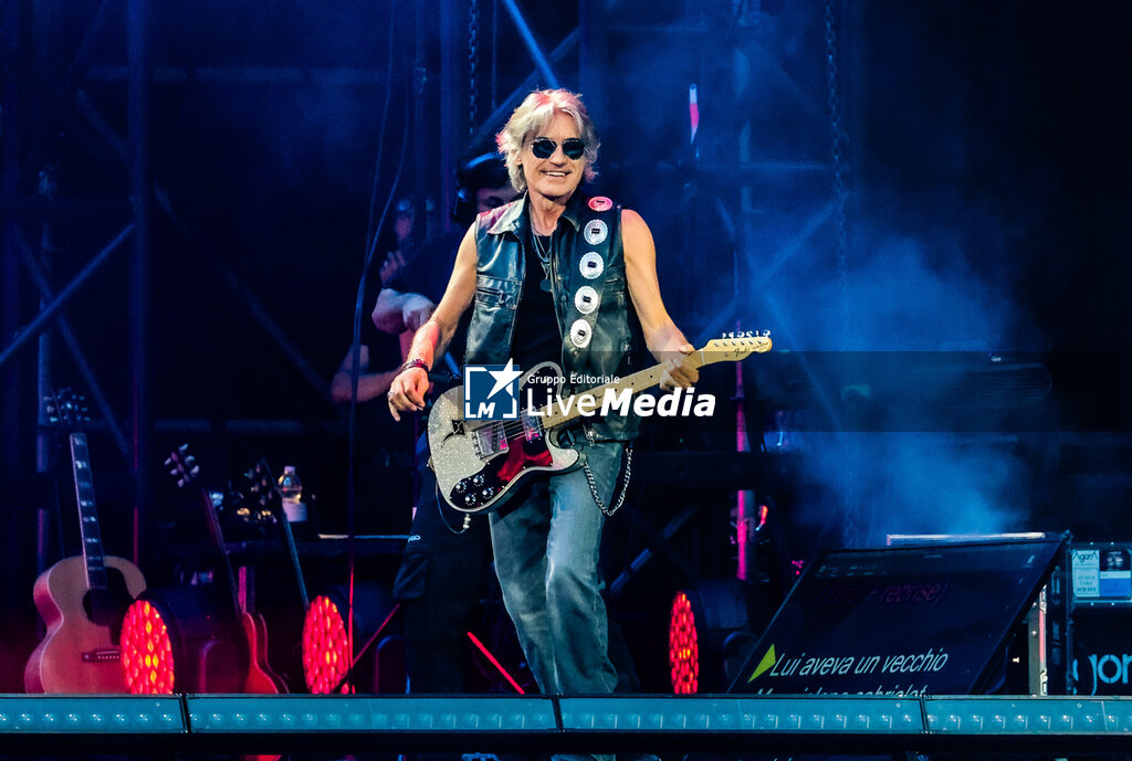 LIGABUE - CERTE NOTTI TOUR -  - CONCERTS - SINGERS AND ARTISTS