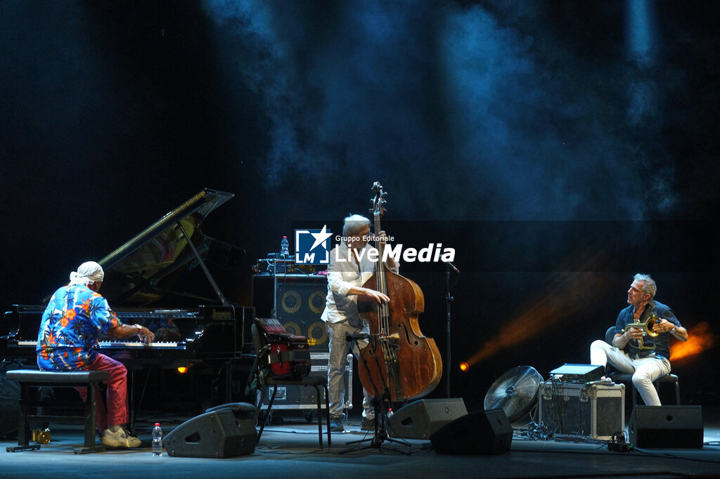 P.A.F. TRIO - P.FRESU A. SALIS F. DI CASTRI - CONCERTS - SINGERS AND ARTISTS