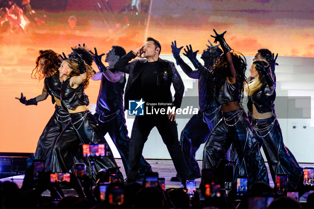 Tiziano Ferro - Stadi26 - CONCERTS - SINGERS AND ARTISTS