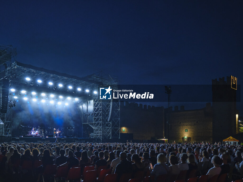 NEK - HITS LIVE TOUR 2026 - CONCERTS - SINGERS AND ARTISTS