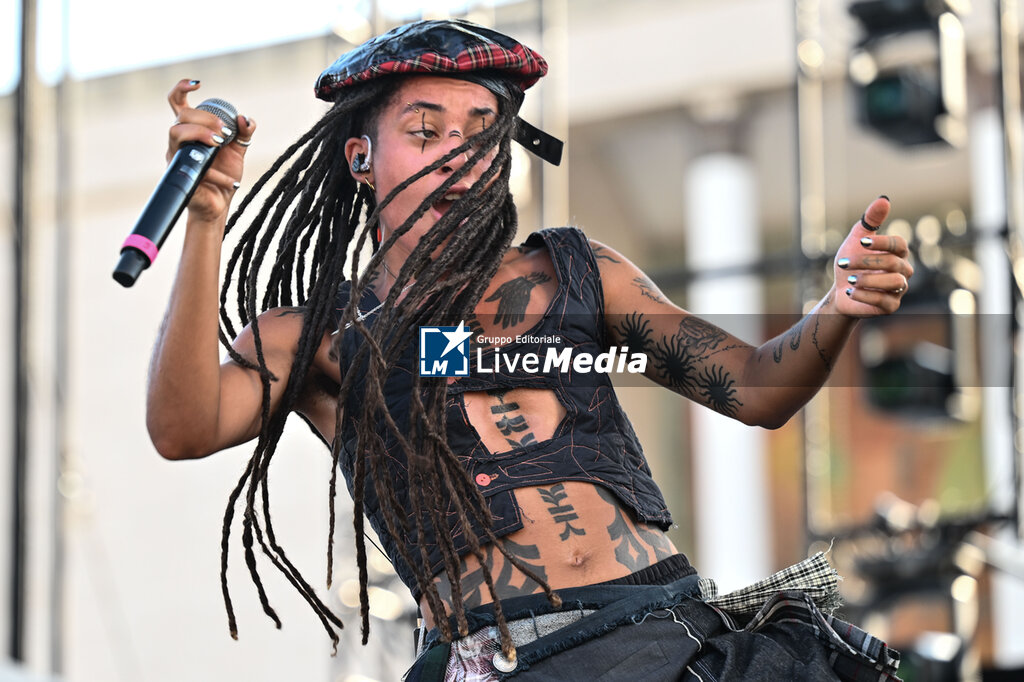 GROVE Live at Noisy Naples 2026 - CONCERTS - SINGERS AND ARTISTS