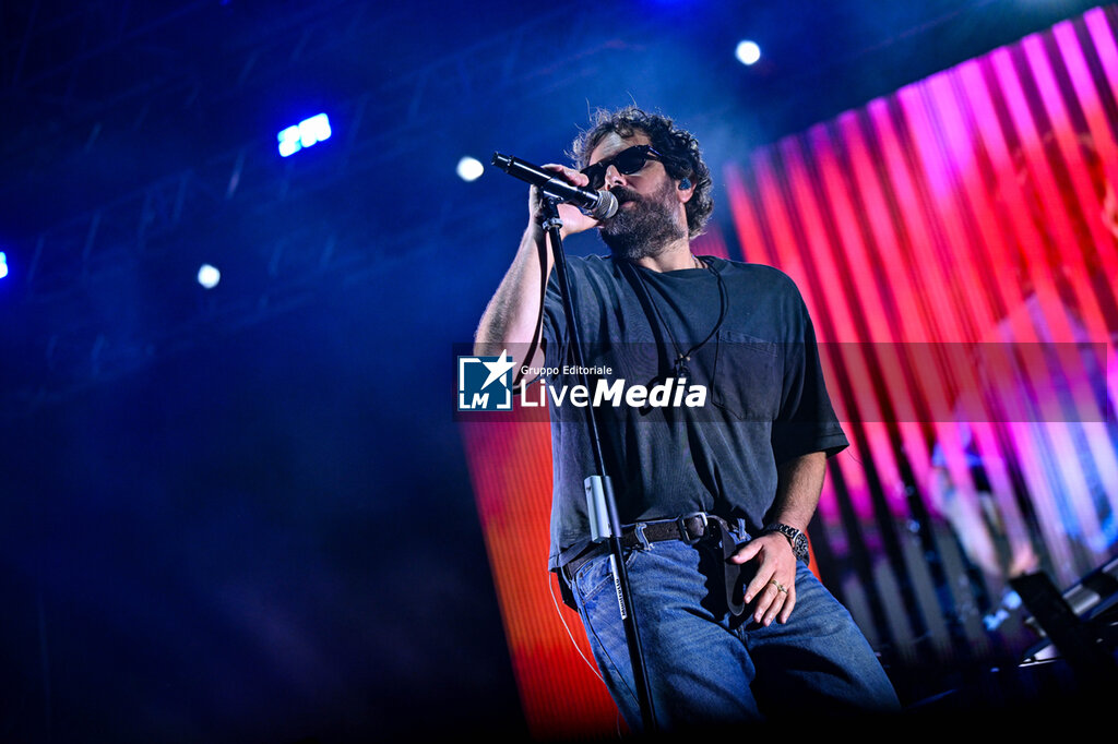 Tommaso Paradiso - CONCERTS - SINGERS AND ARTISTS