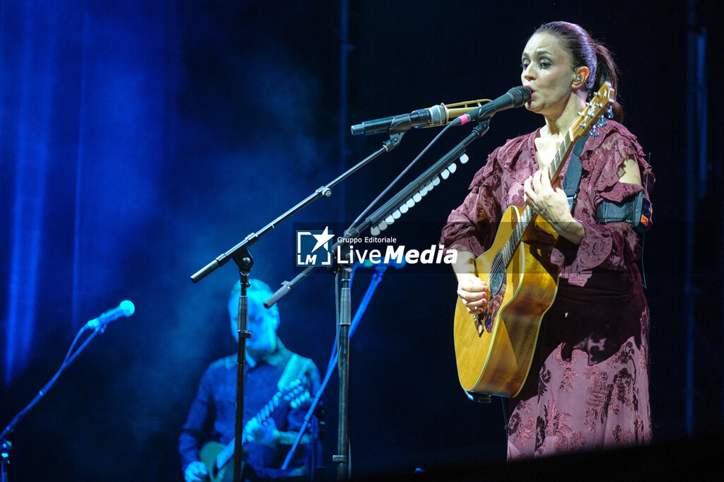 D COME DANNATE INGENUE - CONCERTS - SINGERS AND ARTISTS