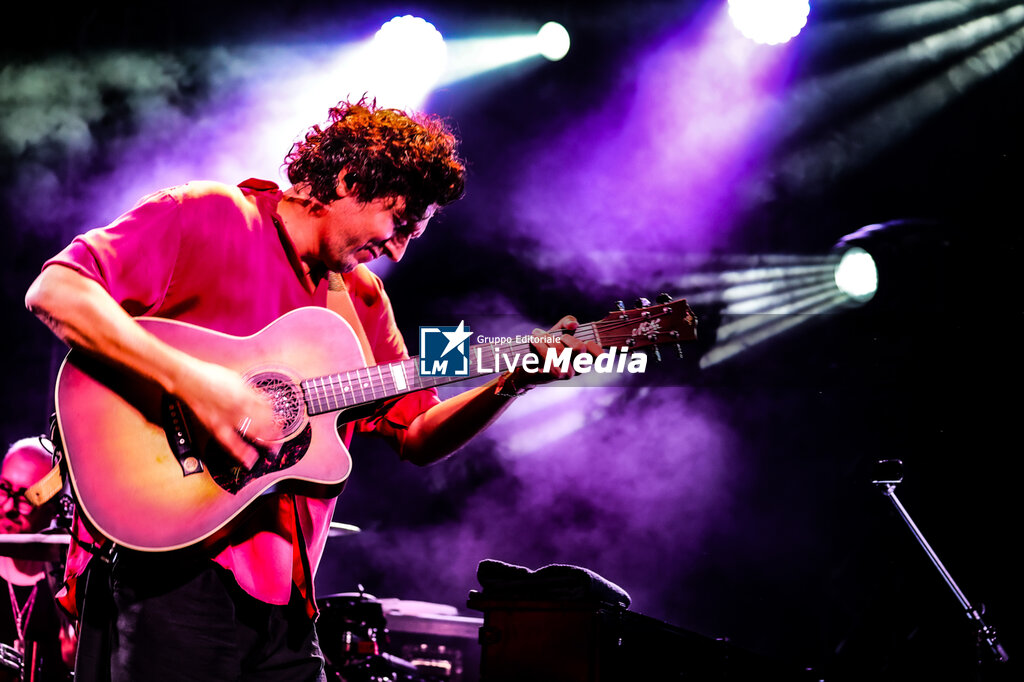 ERMAL META - ULTIMA DATA TOUR MONDOVI - CONCERTS - SINGERS AND ARTISTS