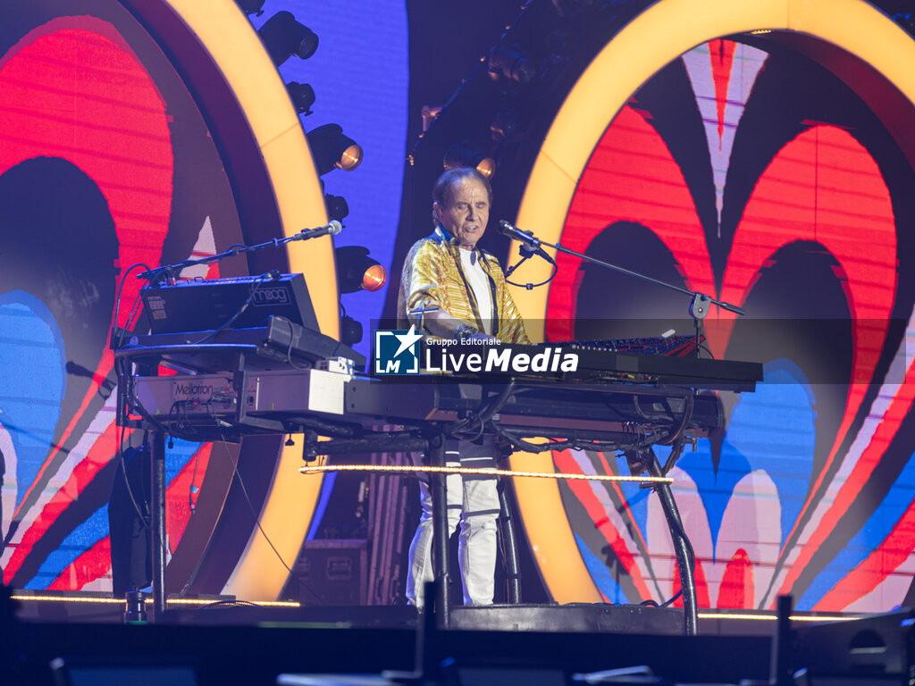Pooh - Palasport la nostra storia - CONCERTS - SINGERS AND ARTISTS