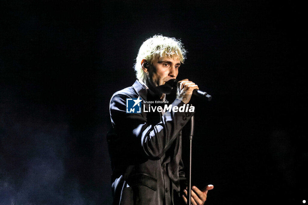 Mr Rain - CONCERTS - SINGERS AND ARTISTS