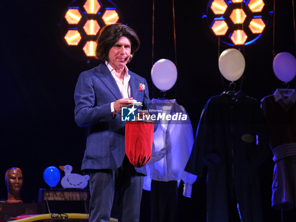 RAUL CREMONA - BRAVISSSSSSIMO! - THEATRE - SHOWS