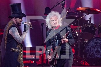 2022-07-11 - Adam Lambert & Brian May (Queen) - QUEEN + ADAM LAMBERT - RHAPSODY TOUR - CONCERTS - MUSIC BAND