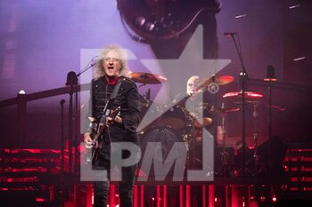 2022-07-11 - Brian May & Roger Taylor (Queen) - QUEEN + ADAM LAMBERT - RHAPSODY TOUR - CONCERTS - MUSIC BAND