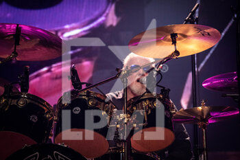 2022-07-11 - Roger Taylor (Queen) - QUEEN + ADAM LAMBERT - RHAPSODY TOUR - CONCERTS - MUSIC BAND