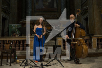 Dos. Enzo Pietropaoli ed Eleonora Bianchini - CONCERTS - ITALIAN SINGER AND ARTIST