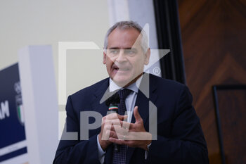 2021-10-06 - Lamberto Giannini, Chief of Police - ROME: CELEBRATION OF THE OLYMPIC ATHLETES OF THE FIAMME ORO AT THE CONI HALL OF HONOR - NEWS - CHRONICLE
