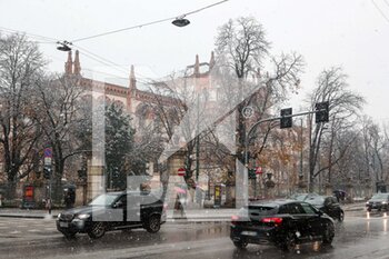 2021-12-08 - Nevicata a Milano durante il giorno dell’Immacolata - FESTA DELL'IMMACOLATA A MILANO - NEWS - CHRONICLE